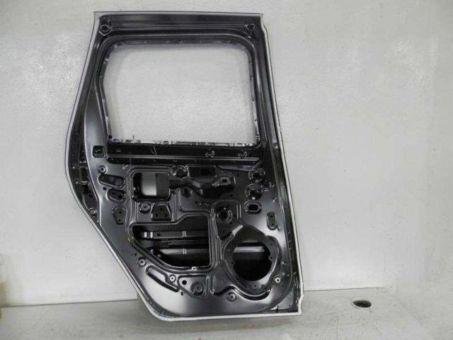  Drzwi tylne lewe Dacia Duster 