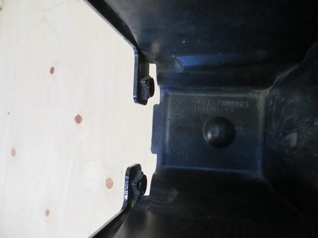 Do koszyka 51117308803 BMW Zaślepka klamki drzwi zewnętrznych tylnych lewych