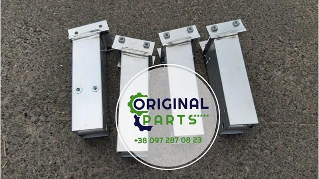 Wspornik wzmocnienia zderzaka przedniego 622115NA0A Nissan/Infiniti