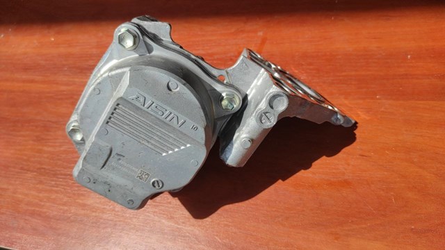 Pompa chłodząca wodna do Toyota RAV4 V A5