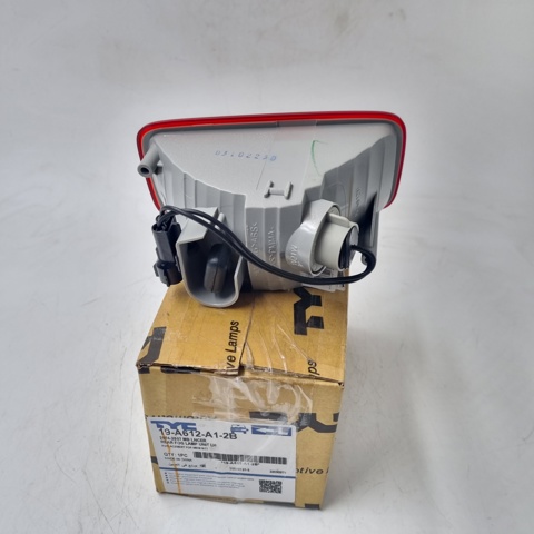 Przednia lampa przeciwmgielna tylna lewa 19A612A12B TYC