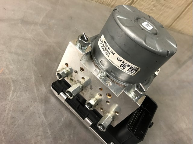 KSY0437A0 Mazda 