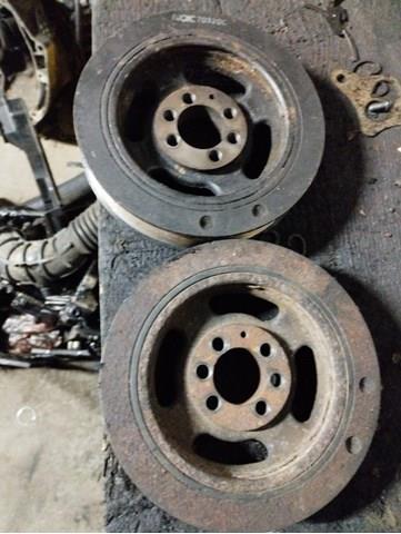 Koło pasowe wału korbowego Mazda RF7J11401