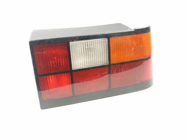 Lampa zespolona tylna prawa Volvo 460 L