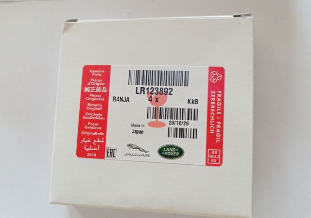 LR123892 Land Rover Świeca zapłonowa