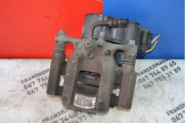 Jarzmo zacisku hamulcowego tylnego do Peugeot 308 III FB, FH, FP, F3, FM
