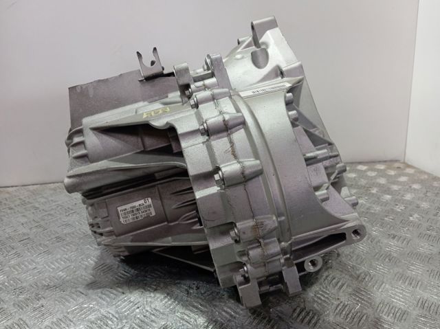 Mechaniczna skrzynia biegów w komplecie Ford Kuga II SUV (CBS) (2012 - 2019) cena, od 1099,58 USD