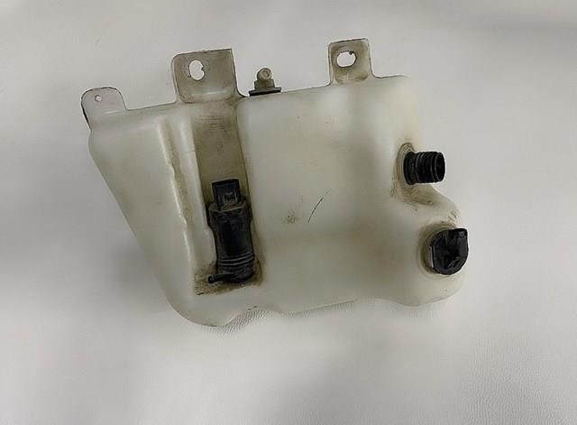 Zbiorniczek spryskiwacza szyb BMW 5 sedana (E39) (1995 - 2003) cena, od 30,51 USD
