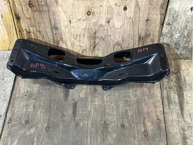  Korpus osi przedniej Subaru Outback 3