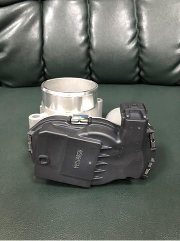 68366012AA Chrysler Przepustnica, komplet