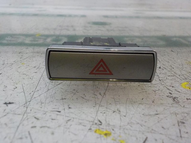 Przycisk włączania światła awaryjnego Ford Mondeo IV sedana (CA2) (2007 - 2014) cena, od 44,44 USD