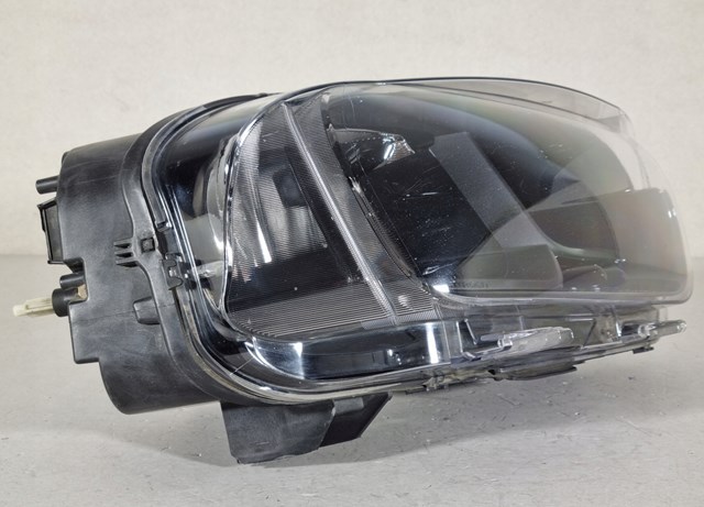 Do koszyka 9816825080 Peugeot/Citroen Reflektor prawy