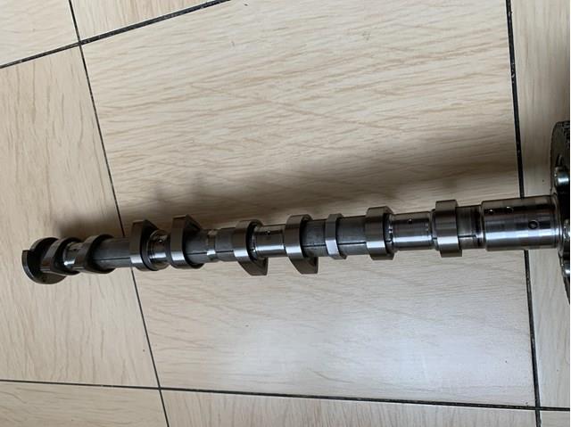 Wał rozrządu silnika ssący, dolotowy Hyundai/Kia 241002G000