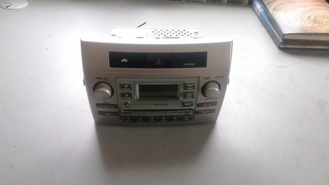 Radioodtwarzacz (radio AM/FM) Toyota Corolla VERSO minivan (R10) (2004 - 2009) cena, od 208,07 USD
