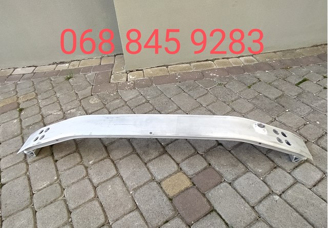  Wzmocnienie zderzaka przedniego Chevrolet VOLT 2