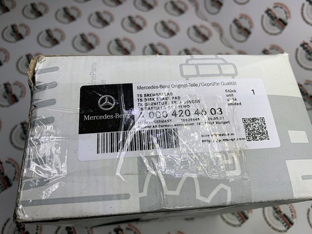 Klocki hamulcowe przednie tarczowe A0004204603 Mercedes