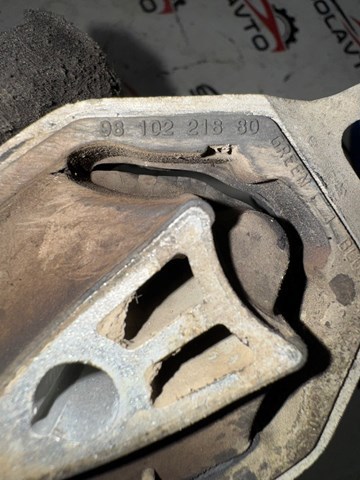 Poduszka (podpora) silnika tylna Peugeot/Citroen 9810221880 cena, od 54,48 USD