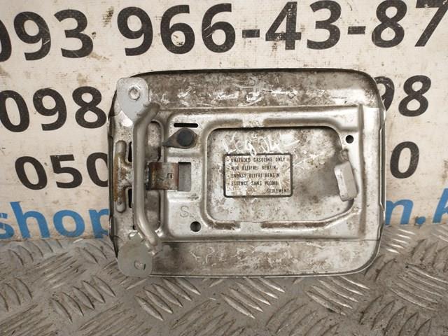 Klapka wlewu paliwa Subaru Outback III