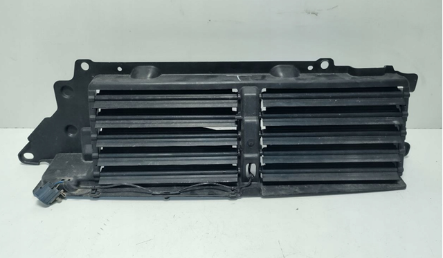 Żaluzja chłodnicy LR102691 Land Rover