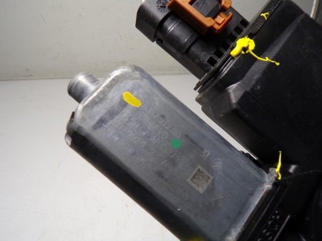 Mechanizm podnoszenia szyby drzwi przednich prawych Citroen C5 AIRCROSS SUV (2018 - 2026) cena, od 125,79 USD