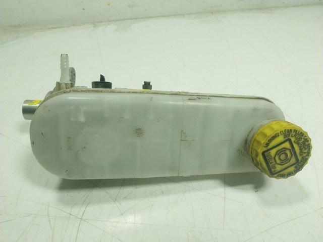 0204818274 Bosch Główny cylinder hamulców