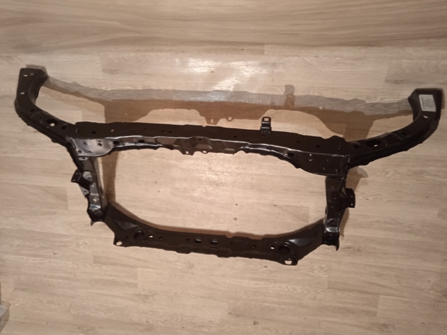  Osłona chłodnicy kompletna (panel mocowania reflektorów) Honda Civic 8
