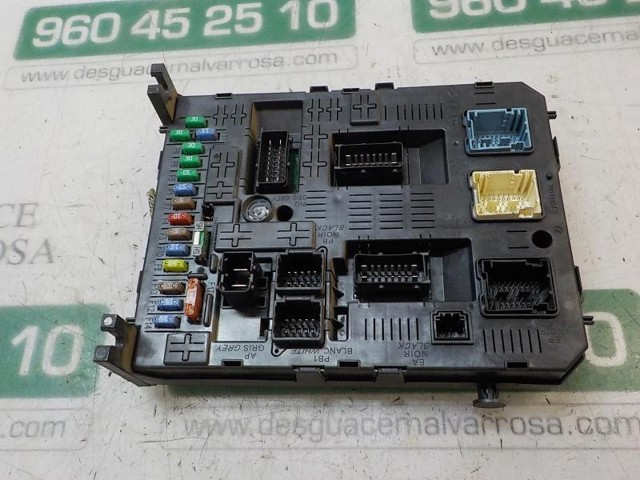 Skrzynka bezpieczników Citroen C4 I hatchback (LC) (2004 - 2010) cena, od 30,17 USD