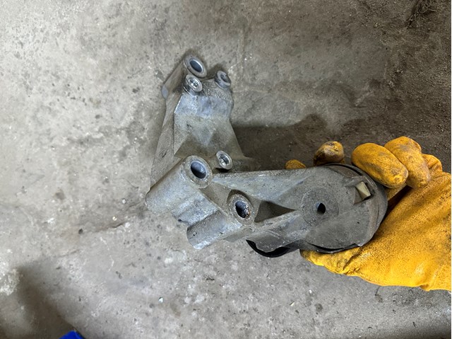 Napinacz paska napędowego 1S4Q6A228AF Ford