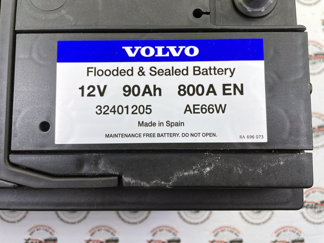Bateria (akumulator) Volvo 32401205 cena, od 173,67 USD