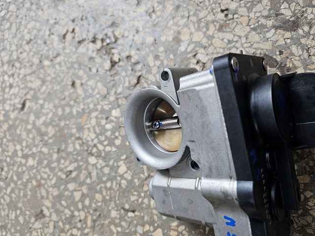 Przepustnica, komplet Nissan/Infiniti 16119AX000 cena, od 729,30 USD