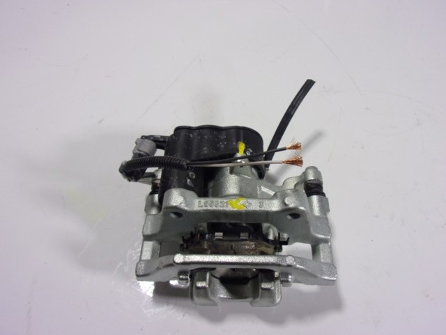 Do koszyka Zacisk hamulcowy tylny lewy Toyota Yaris CROSS MXP