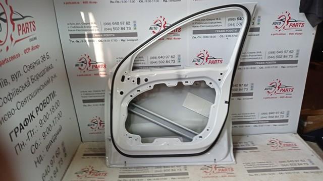 32345931 Volvo Drzwi przednie prawe
