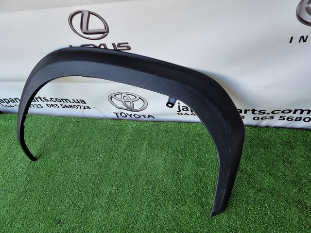 Poszerzenie (nakładka) reperaturki błotnika przedniego lewy Toyota 756020D010