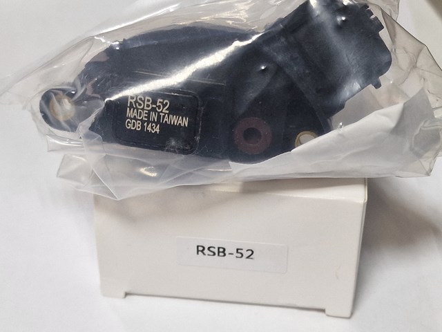 Do koszyka Czujnik Halla Mazda 626 IV GE