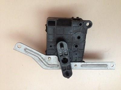 Silniczek klapy nagrzewnicy KIA Sorento I SUV (JC) (2002 - 2006) cena, od 77,93 USD
