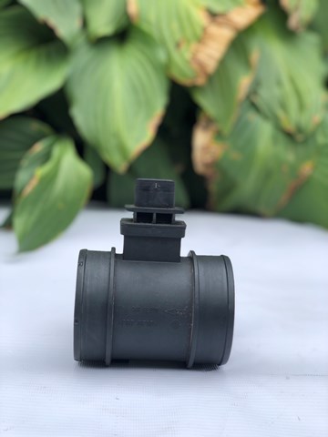 55561301 General Motors Czujnik przepływu powietrza, przepływomierz powietrza M.A.F.