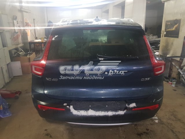 Mechanizm podnoszenia szyby drzwi przednich prawych Volvo XC40 SUV (536) (2017 - 2026) cena, od 101,21 USD