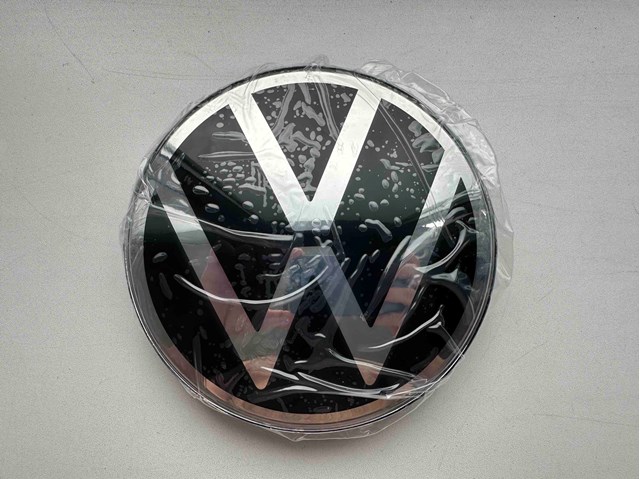Emblemat na atrapę chłodnicy VAG 5NA853601KDPJ cena, od 196,07 USD