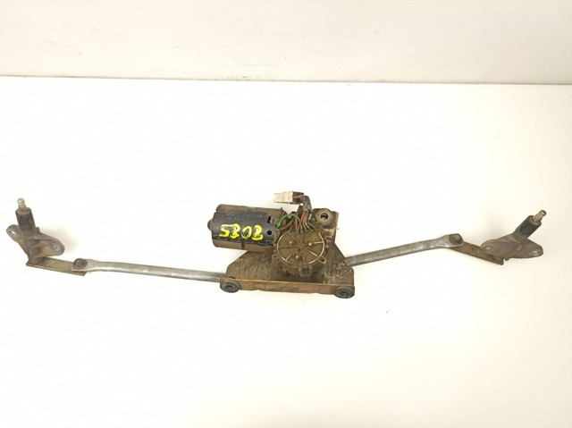Do koszyka Silniczek wycieraczki szyby przedniej Peugeot 205 I 741A, C