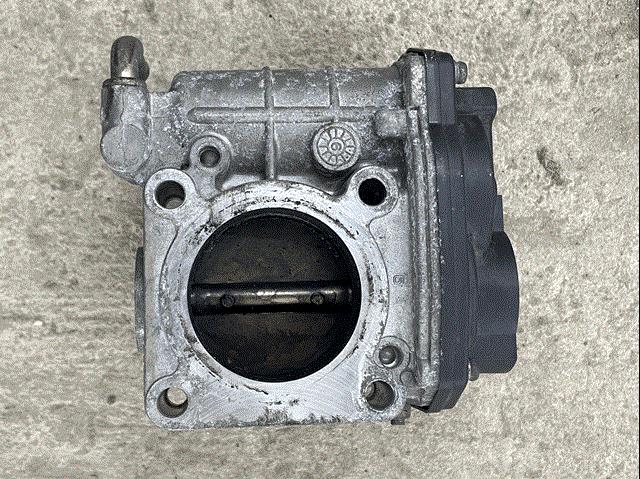 Przepustnica, komplet Nissan/Infiniti 16119ED00C cena, od 158,68 USD