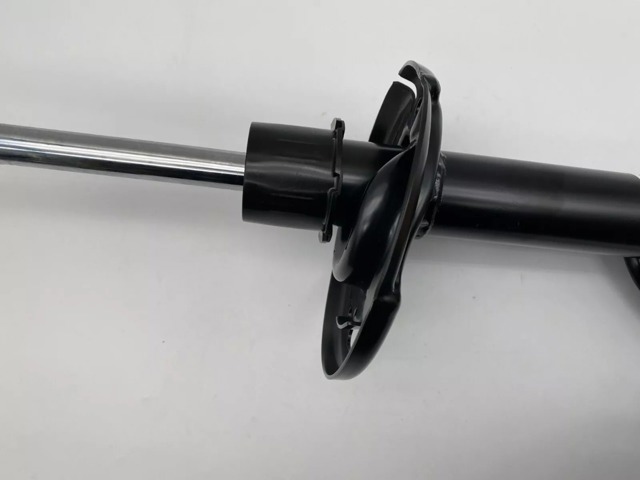 Do koszyka TK5034700B Mazda Amortyzator przedni prawy