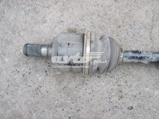 Półoś napędowa przednia prawa 495013S251 Hyundai/Kia