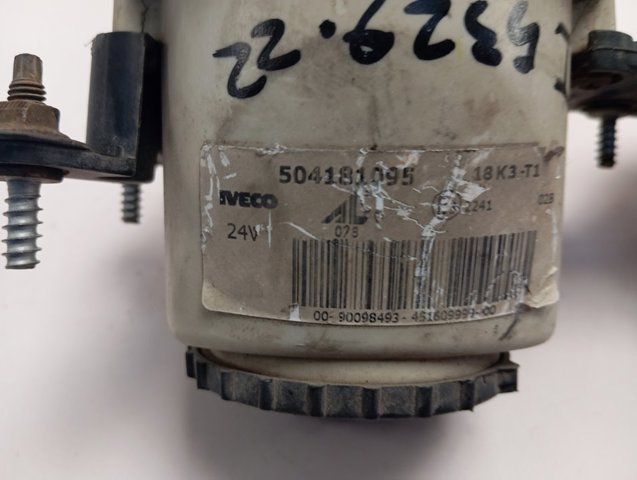 Lampa przeciwmgielna lewa/prawa Iveco 504181095 cena, od 62,99 USD