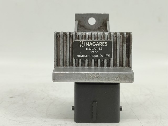 Przekaźnik świec żarowych Nissan/Infiniti 1106700Q0A