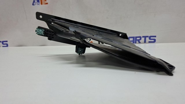 7349592 BMW Kierownica powietrza tarczy hamulcowej prawa