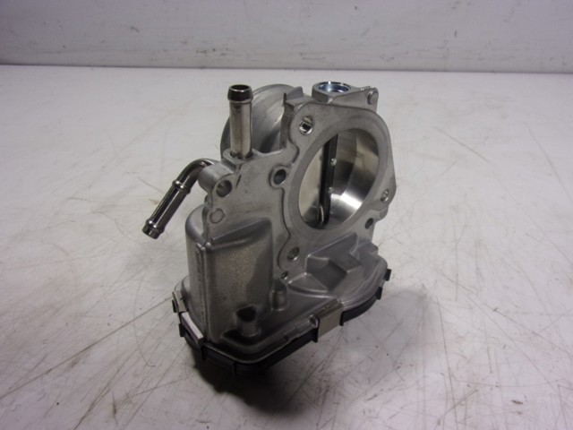 Przepustnica, komplet Toyota 22030F3030 cena, od 750,83 USD