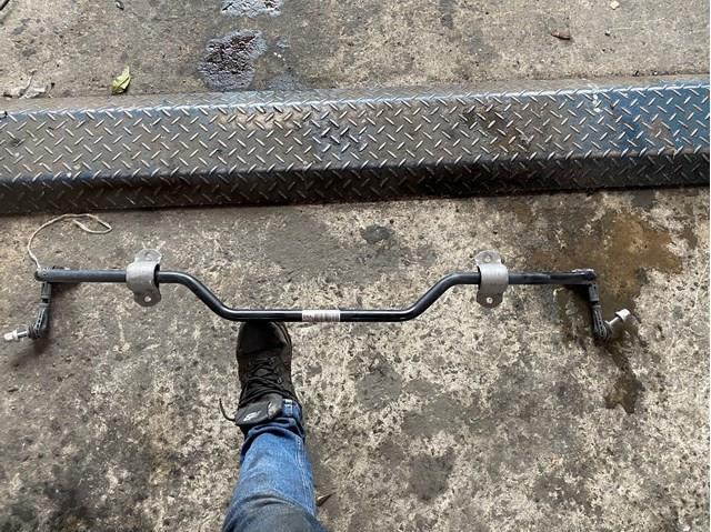 Do koszyka Stabilizator tylny Ford Escape III DFK