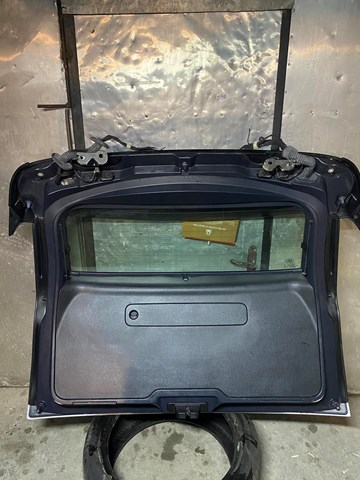 Drzwi tylne (bagażnika 3/5) Land Rover LR178329