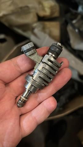 Do koszyka 2320931070 Toyota Wtryskiwacz paliwa