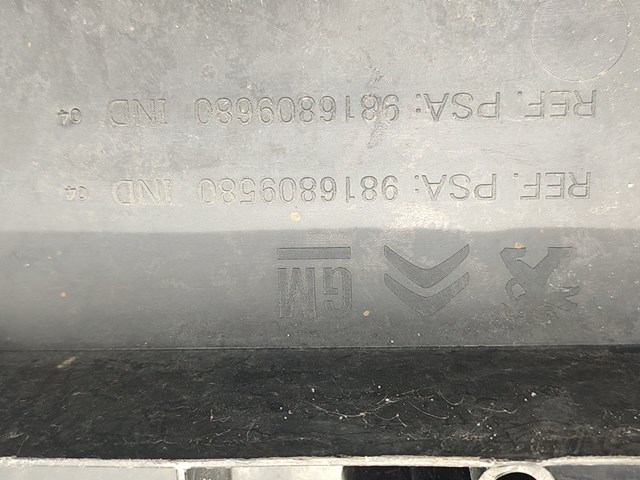 Osłona zderzaka przedniego 9816809580 Peugeot/Citroen
